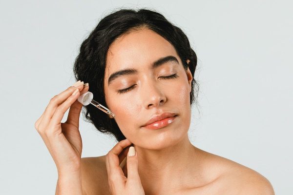 15 Vitamin C Face Serum Benefits and How to it? 15 Vitamin C Face Serum Benefits and How to it